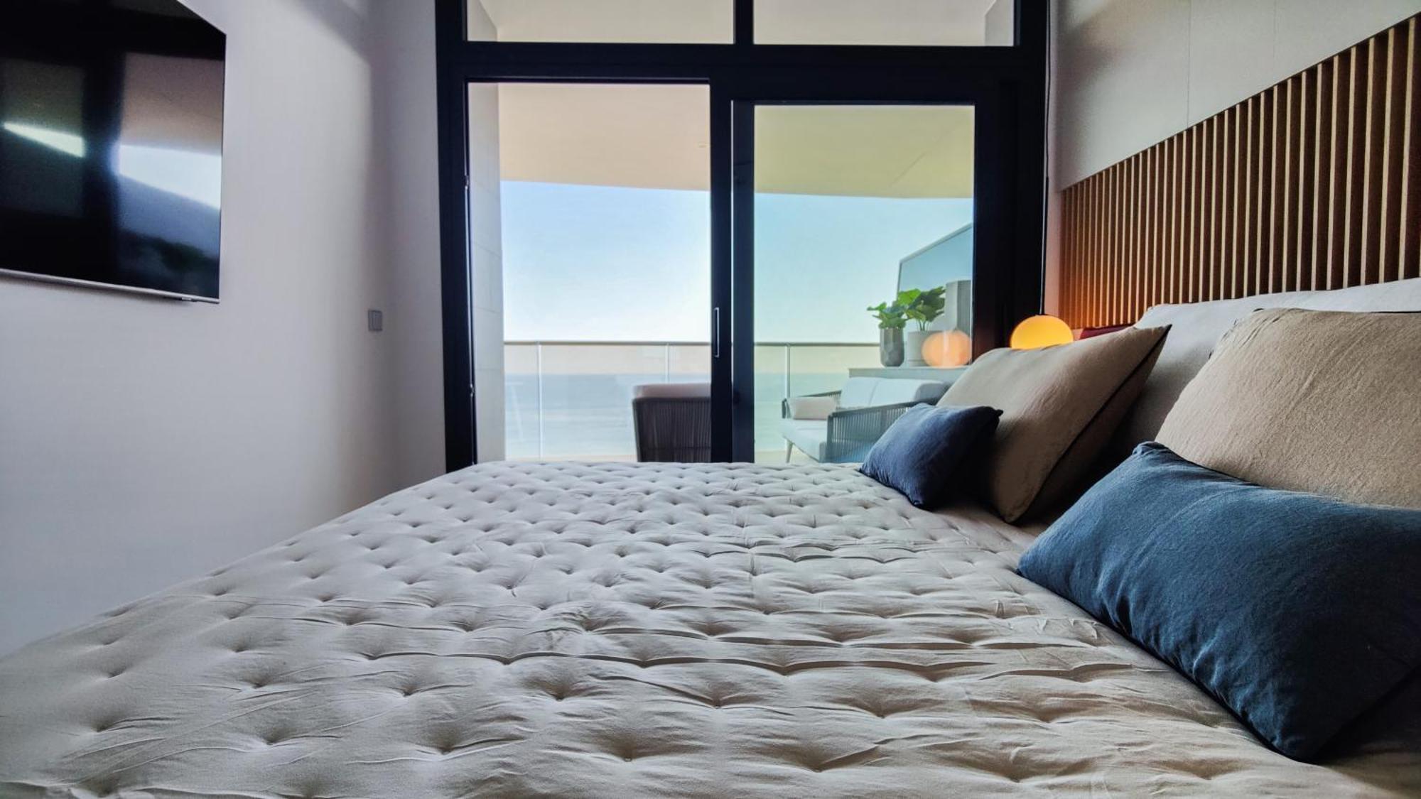 Sunset Cliffs Modern Apartment Benidorm Bagian luar foto